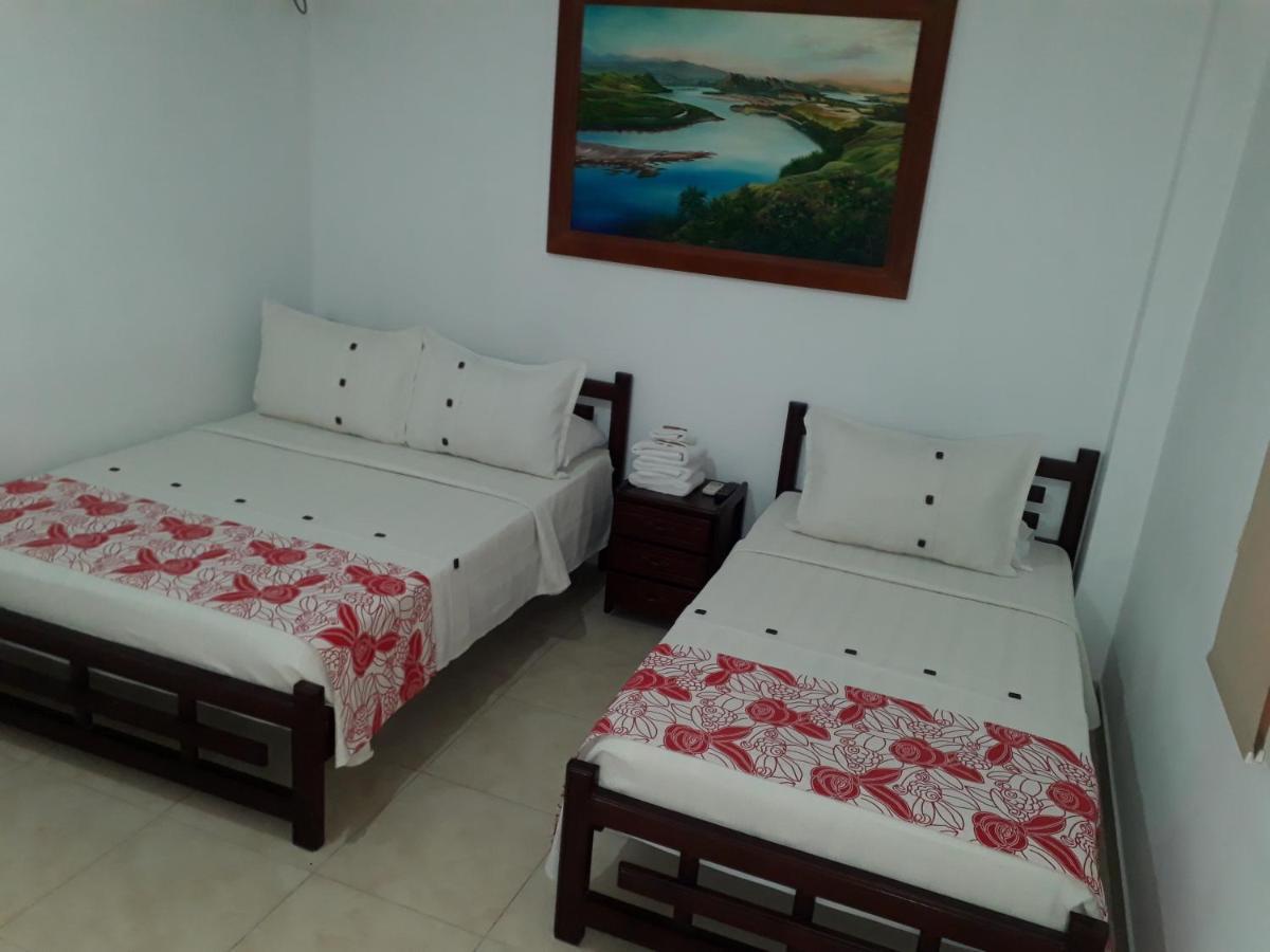 Hotel Boutique Ceiba Real Gigante Extérieur photo